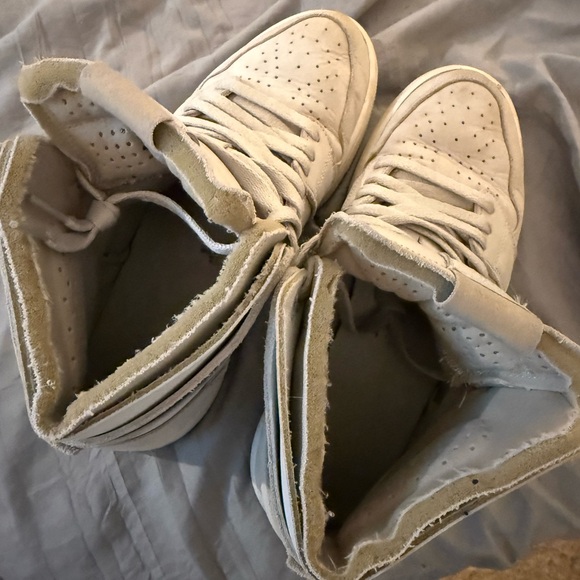 ‼️FLASH SALE‼️ Nike Jordan Women's Sneakers in Cool Gray Light Blue - Picture 6 of 7